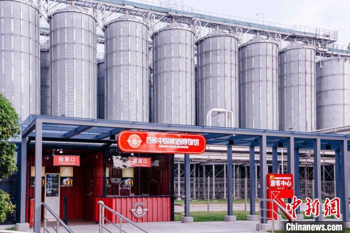 圖為基地原料立倉。　李南軒 攝