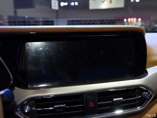 陸風(fēng)汽車 陸風(fēng)榮曜 2020款 1.5GTDI 自動(dòng)智&middot;曜